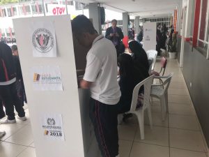 voto-estudiantil-f18