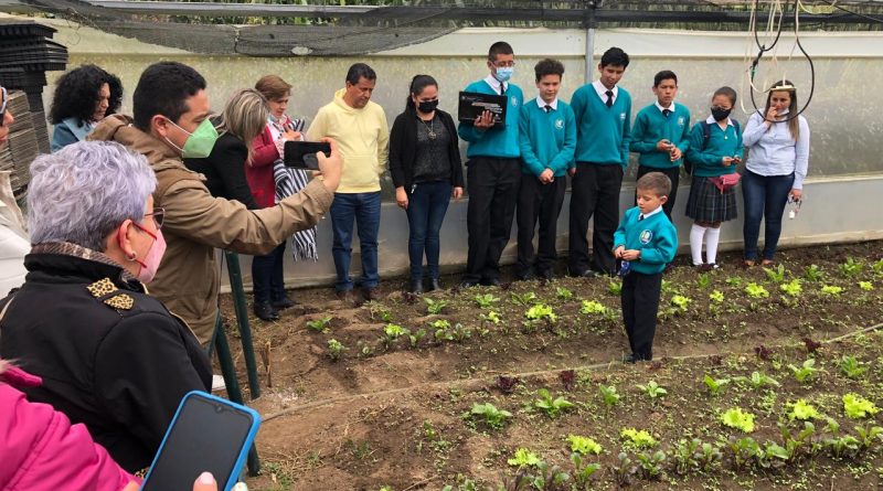 b84cb272-4e6b-42cf-9753-fca94de44716